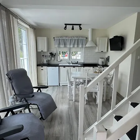 Avonlea Lodge